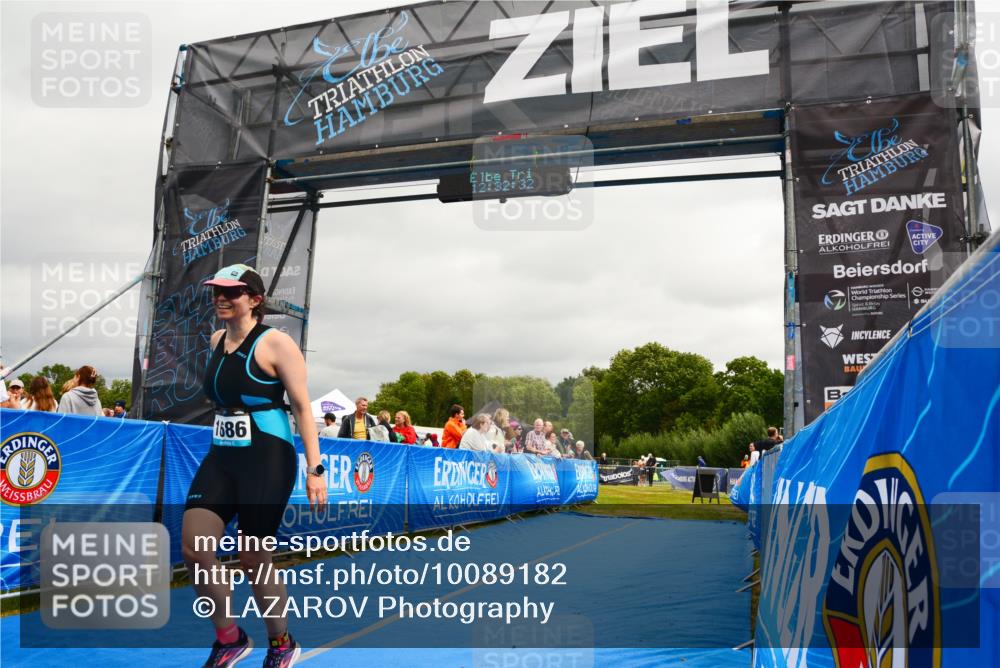 30.08.2026 - Elbe Triathlon Hamburg LAZAROV Photography http://msf.ph/oto/10089182 30.08.2026 12:32:33 Ziel 1686 meine-sportfotos.de