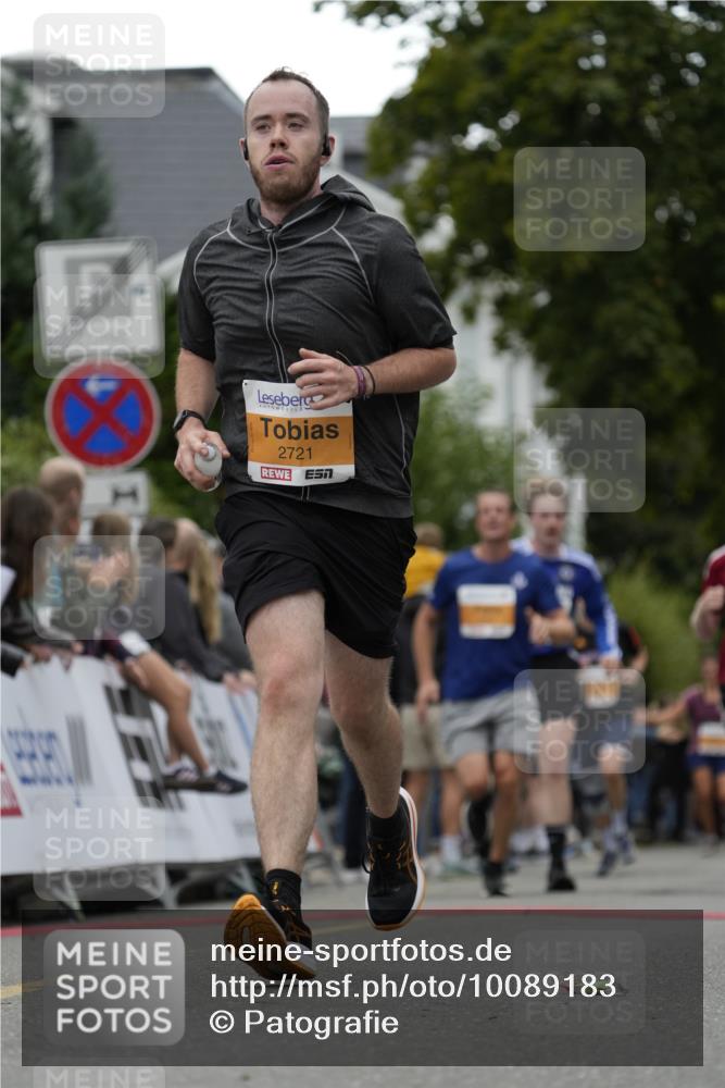 30.08.2026 - Blankeneser Heldenlauf Patografie http://msf.ph/oto/10089183 30.08.2026 11:49:35 Ziel 2261, 2267, 2365, 2657, 2721, 2960 meine-sportfotos.de