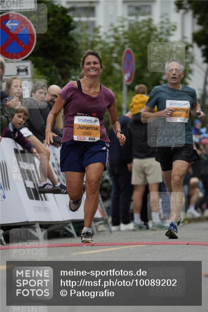 30.08.2026 - Blankeneser Heldenlauf Patografie http://msf.ph/oto/10089202 30.08.2026 11:49:41 Ziel 2054, 2261, 2267, 2365, 2550, 2569, 2617, 2960 meine-sportfotos.de