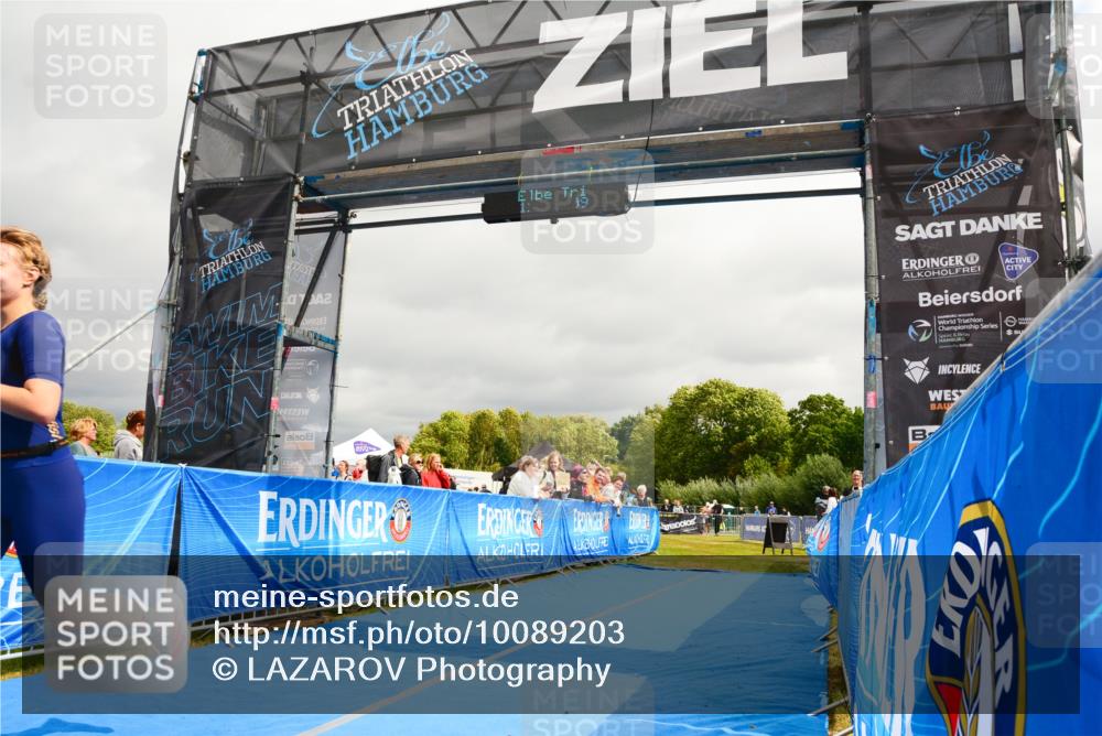 30.08.2026 - Elbe Triathlon Hamburg LAZAROV Photography http://msf.ph/oto/10089203 30.08.2026 12:33:10 Ziel 1497 meine-sportfotos.de