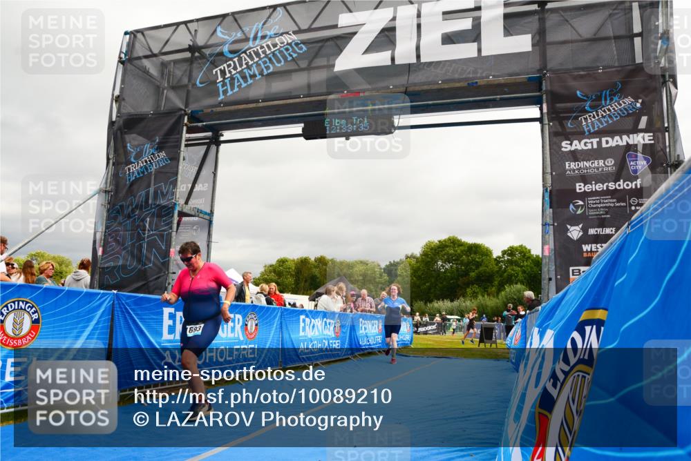 30.08.2026 - Elbe Triathlon Hamburg LAZAROV Photography http://msf.ph/oto/10089210 30.08.2026 12:33:36 Ziel 1651, 1693 meine-sportfotos.de