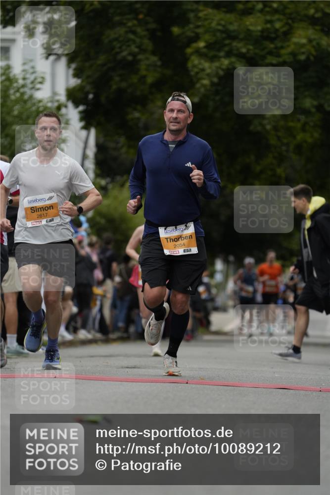 30.08.2026 - Blankeneser Heldenlauf Patografie http://msf.ph/oto/10089212 30.08.2026 11:49:45 Ziel 2054, 2178, 2365, 2550, 2569, 2617, 2674 meine-sportfotos.de