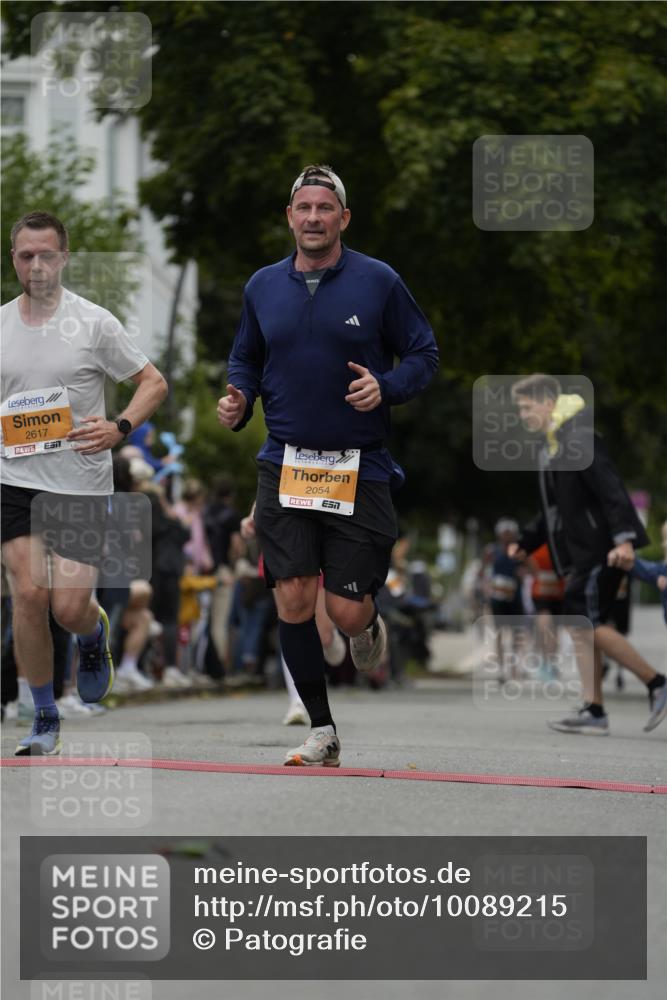 30.08.2026 - Blankeneser Heldenlauf Patografie http://msf.ph/oto/10089215 30.08.2026 11:49:45 Ziel 2054, 2178, 2365, 2550, 2569, 2617, 2674 meine-sportfotos.de