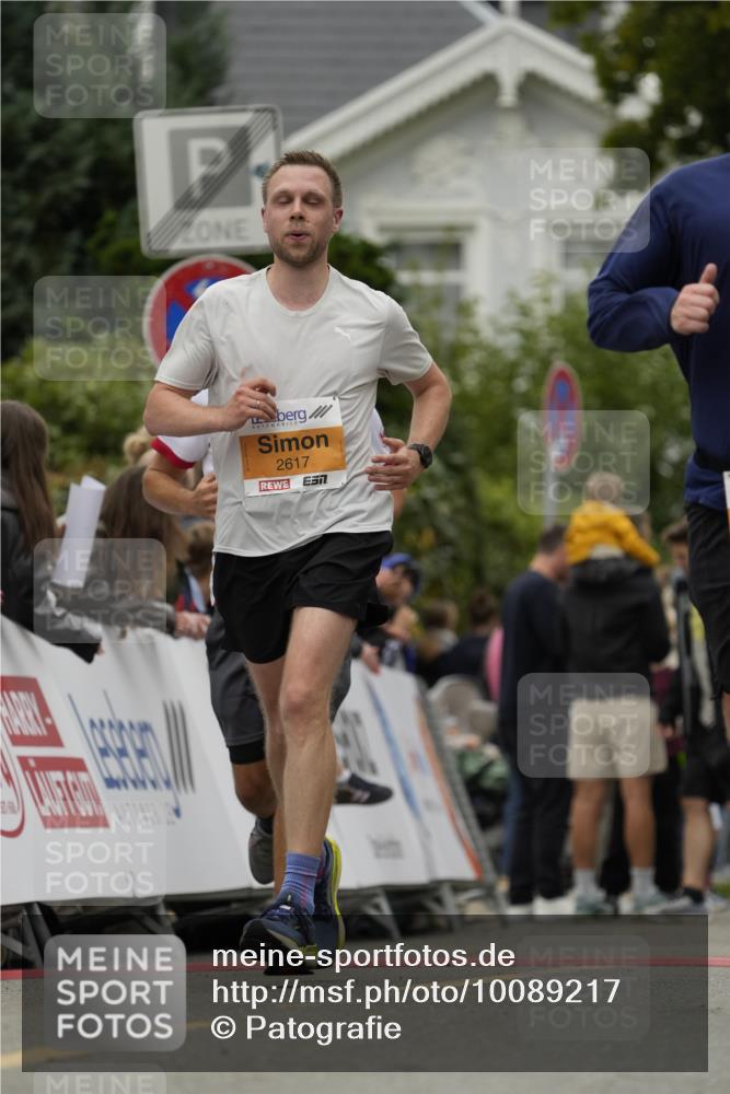 30.08.2026 - Blankeneser Heldenlauf Patografie http://msf.ph/oto/10089217 30.08.2026 11:49:46 Ziel 2054, 2178, 2365, 2550, 2569, 2617, 2674 meine-sportfotos.de