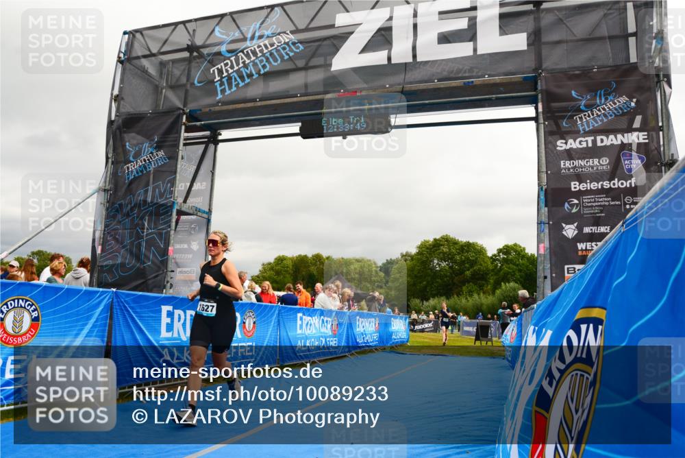 30.08.2026 - Elbe Triathlon Hamburg LAZAROV Photography http://msf.ph/oto/10089233 30.08.2026 12:33:50 Ziel 1592, 1627 meine-sportfotos.de