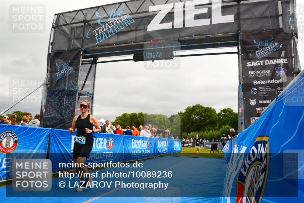 30.08.2026 - Elbe Triathlon Hamburg LAZAROV Photography http://msf.ph/oto/10089236 30.08.2026 12:33:50 Ziel 1592, 1627 meine-sportfotos.de