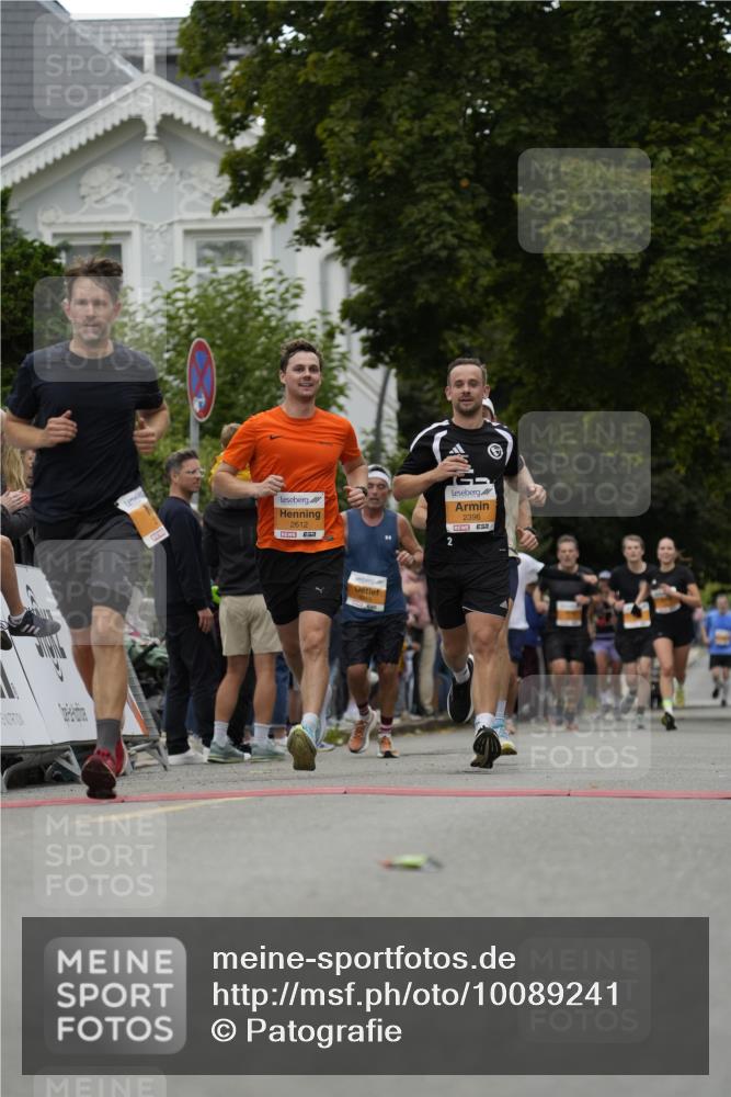 30.08.2026 - Blankeneser Heldenlauf Patografie http://msf.ph/oto/10089241 30.08.2026 11:49:57 Ziel 2396, 2612, 2739, 2958 meine-sportfotos.de