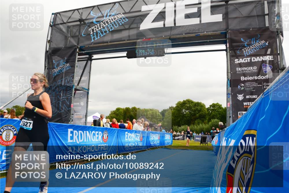 30.08.2026 - Elbe Triathlon Hamburg LAZAROV Photography http://msf.ph/oto/10089242 30.08.2026 12:33:50 Ziel 1592, 1627 meine-sportfotos.de