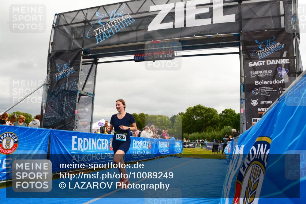 30.08.2026 - Elbe Triathlon Hamburg LAZAROV Photography http://msf.ph/oto/10089249 30.08.2026 12:33:56 Ziel 1592 meine-sportfotos.de