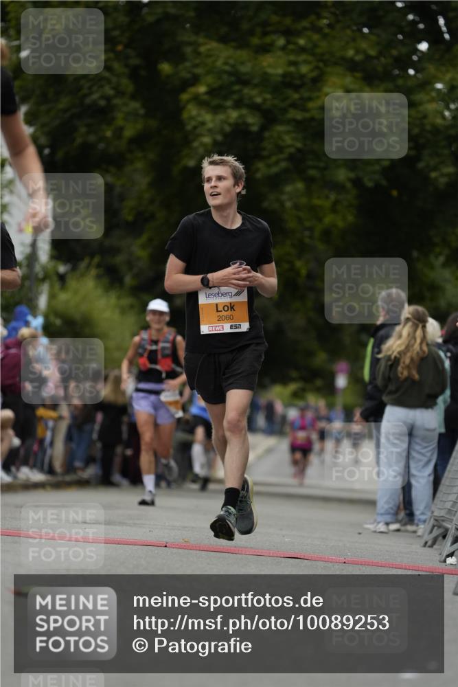 30.08.2026 - Blankeneser Heldenlauf Patografie http://msf.ph/oto/10089253 30.08.2026 11:50:06 Ziel 2017, 2028, 2060, 2220, 2243, 2396, 2612, 2805, 2958 meine-sportfotos.de