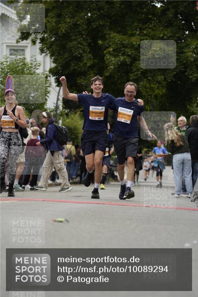 30.08.2026 - Blankeneser Heldenlauf Patografie http://msf.ph/oto/10089294 30.08.2026 11:50:45 Ziel 2105, 2149, 2150, 2209, 2544, 2712, 2732, 2881 meine-sportfotos.de