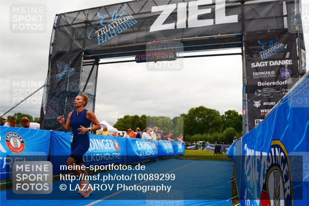 30.08.2026 - Elbe Triathlon Hamburg LAZAROV Photography http://msf.ph/oto/10089299 30.08.2026 12:35:15 Ziel 1674 meine-sportfotos.de