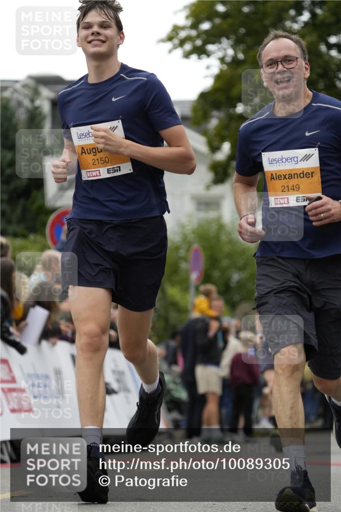 30.08.2026 - Blankeneser Heldenlauf Patografie http://msf.ph/oto/10089305 30.08.2026 11:50:48 Ziel 2149, 2150, 2209, 2544, 2712, 2732, 2881 meine-sportfotos.de