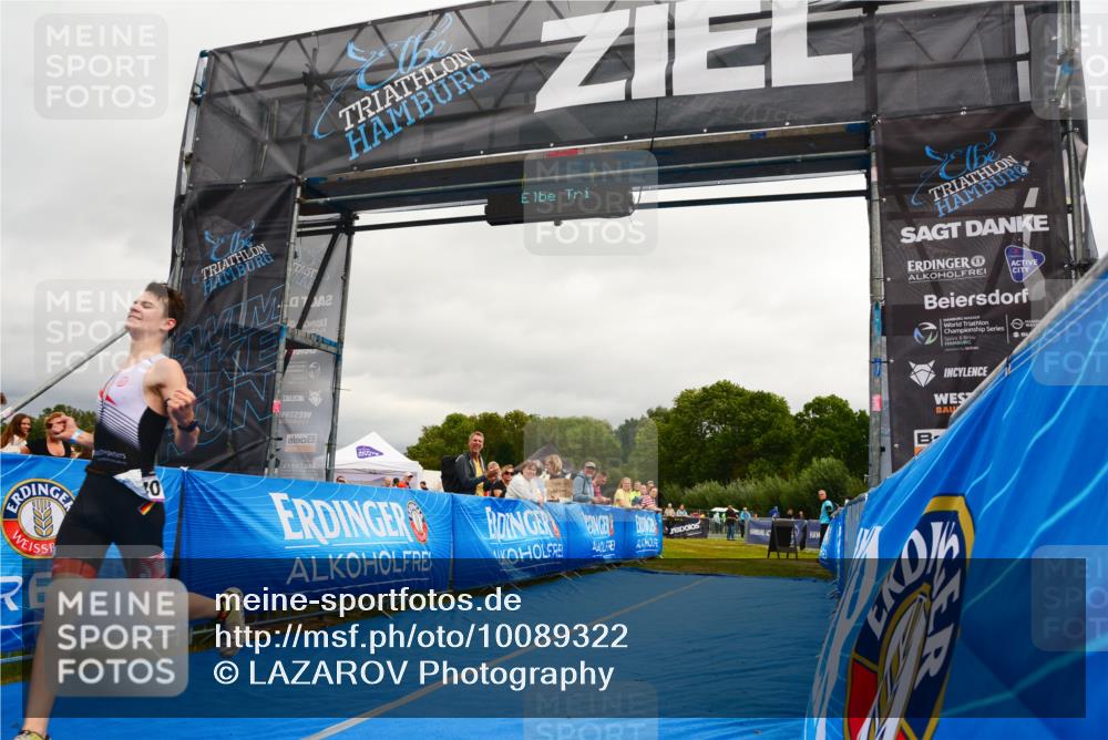 30.08.2026 - Elbe Triathlon Hamburg LAZAROV Photography http://msf.ph/oto/10089322 30.08.2026 12:36:13 Ziel 1740 meine-sportfotos.de