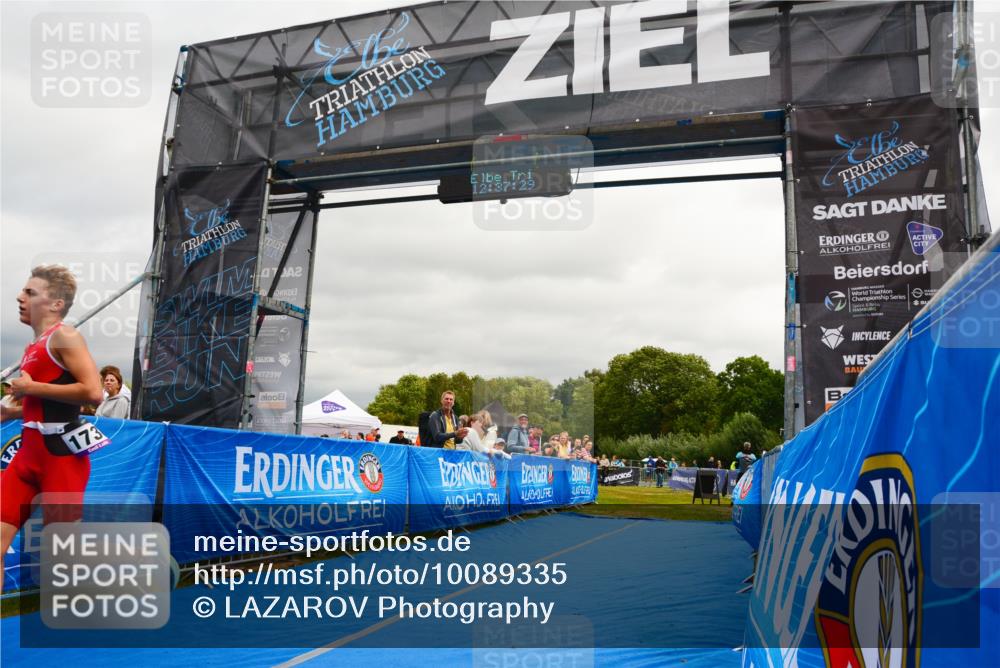 30.08.2026 - Elbe Triathlon Hamburg LAZAROV Photography http://msf.ph/oto/10089335 30.08.2026 12:37:29 Ziel 1736 meine-sportfotos.de