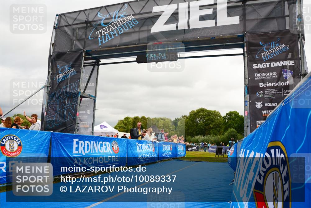 30.08.2026 - Elbe Triathlon Hamburg LAZAROV Photography http://msf.ph/oto/10089337 30.08.2026 12:37:29 Ziel 1736 meine-sportfotos.de