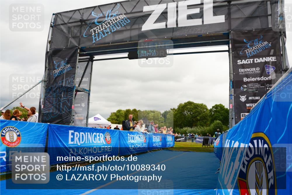 30.08.2026 - Elbe Triathlon Hamburg LAZAROV Photography http://msf.ph/oto/10089340 30.08.2026 12:37:29 Ziel 1736 meine-sportfotos.de