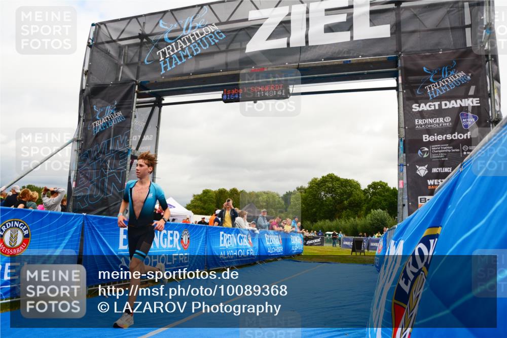 30.08.2026 - Elbe Triathlon Hamburg LAZAROV Photography http://msf.ph/oto/10089368 30.08.2026 12:38:50 Ziel 1724 meine-sportfotos.de