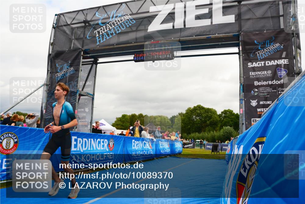 30.08.2026 - Elbe Triathlon Hamburg LAZAROV Photography http://msf.ph/oto/10089370 30.08.2026 12:38:50 Ziel 1724 meine-sportfotos.de