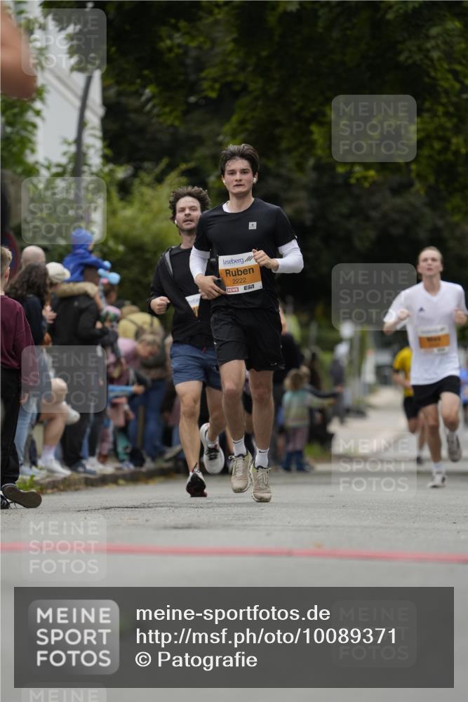 30.08.2026 - Blankeneser Heldenlauf Patografie http://msf.ph/oto/10089371 30.08.2026 11:51:26 Ziel 2222, 2508, 2517, 2835 meine-sportfotos.de