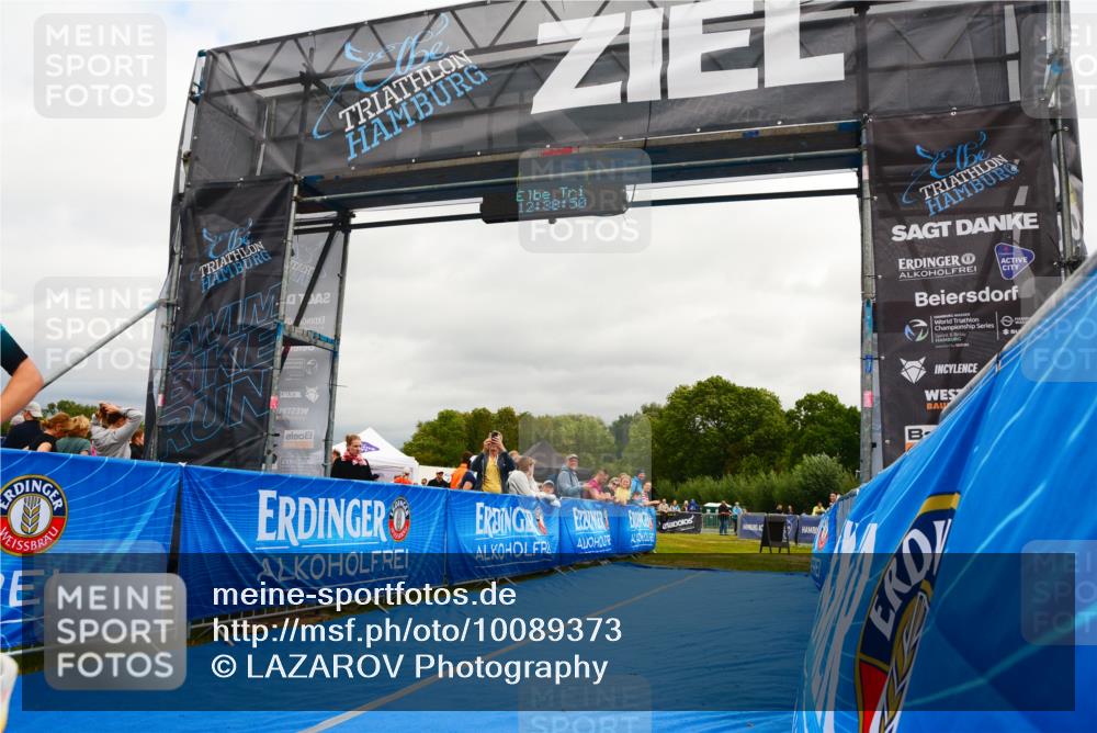 30.08.2026 - Elbe Triathlon Hamburg LAZAROV Photography http://msf.ph/oto/10089373 30.08.2026 12:38:50 Ziel 1724 meine-sportfotos.de