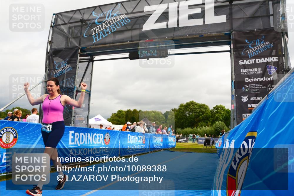 30.08.2026 - Elbe Triathlon Hamburg LAZAROV Photography http://msf.ph/oto/10089388 30.08.2026 12:39:47 Ziel 1691 meine-sportfotos.de
