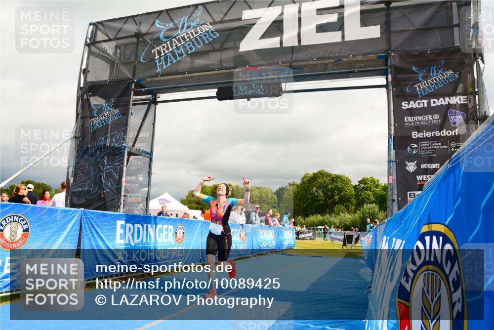 30.08.2026 - Elbe Triathlon Hamburg LAZAROV Photography http://msf.ph/oto/10089425 30.08.2026 12:40:03 Ziel 1677, 1723 meine-sportfotos.de