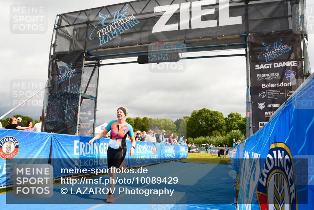 30.08.2026 - Elbe Triathlon Hamburg LAZAROV Photography http://msf.ph/oto/10089429 30.08.2026 12:40:04 Ziel 1677 meine-sportfotos.de