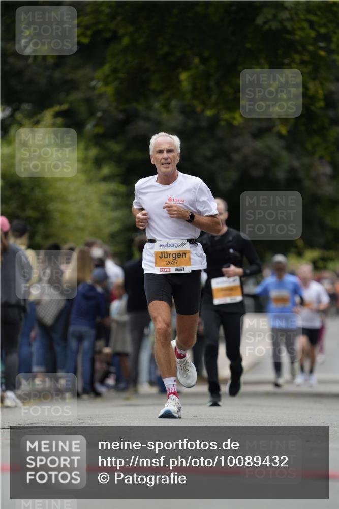 30.08.2026 - Blankeneser Heldenlauf Patografie http://msf.ph/oto/10089432 30.08.2026 11:52:26 Ziel 2529, 2627, 2709 meine-sportfotos.de