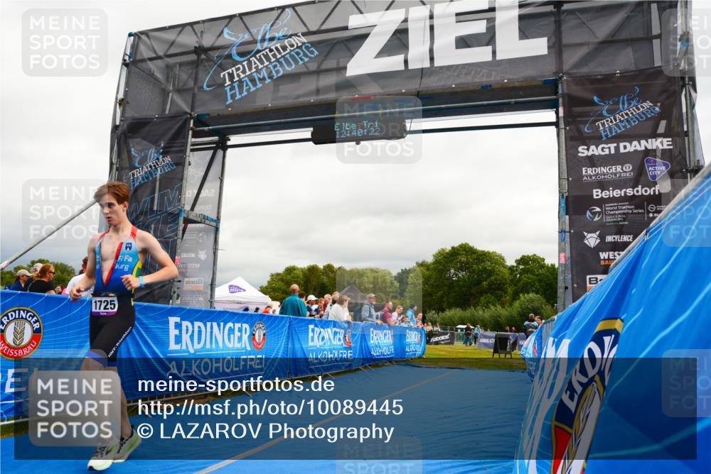 30.08.2026 - Elbe Triathlon Hamburg LAZAROV Photography http://msf.ph/oto/10089445 30.08.2026 12:40:23 Ziel 1725 meine-sportfotos.de