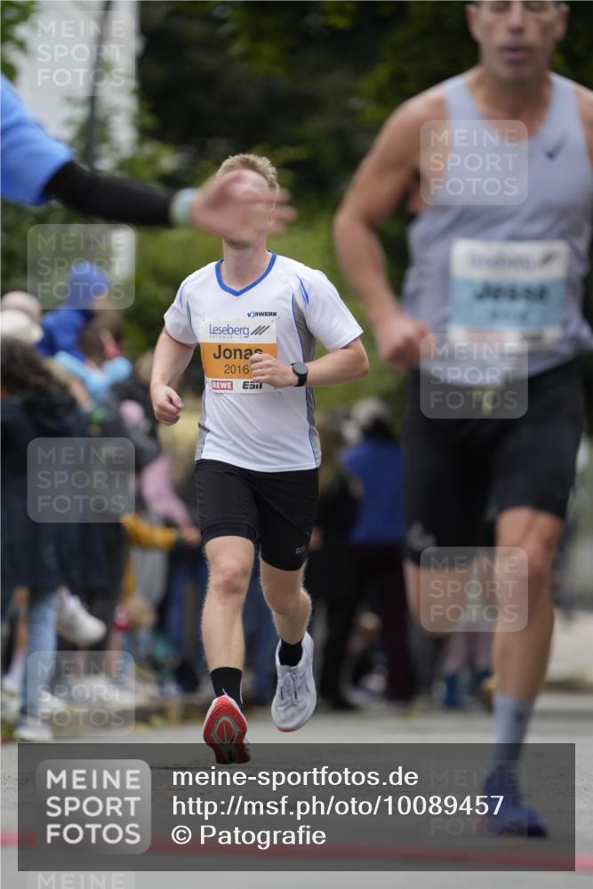 30.08.2026 - Blankeneser Heldenlauf Patografie http://msf.ph/oto/10089457 30.08.2026 11:52:40 Ziel 2016, 2911, 2944, 4456 meine-sportfotos.de