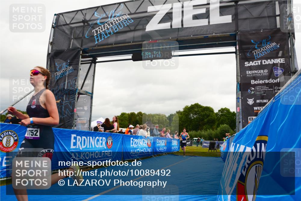 30.08.2026 - Elbe Triathlon Hamburg LAZAROV Photography http://msf.ph/oto/10089492 30.08.2026 12:41:11 Ziel 1726, 1752 meine-sportfotos.de