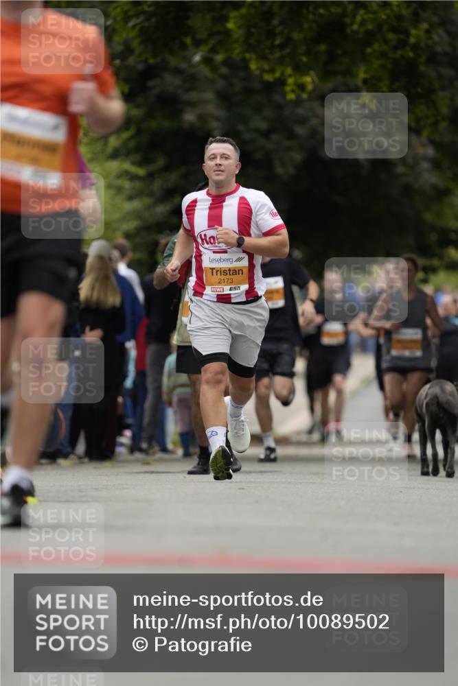 30.08.2026 - Blankeneser Heldenlauf Patografie http://msf.ph/oto/10089502 30.08.2026 11:53:01 Ziel 2244, 2533, 2790, 2902 meine-sportfotos.de