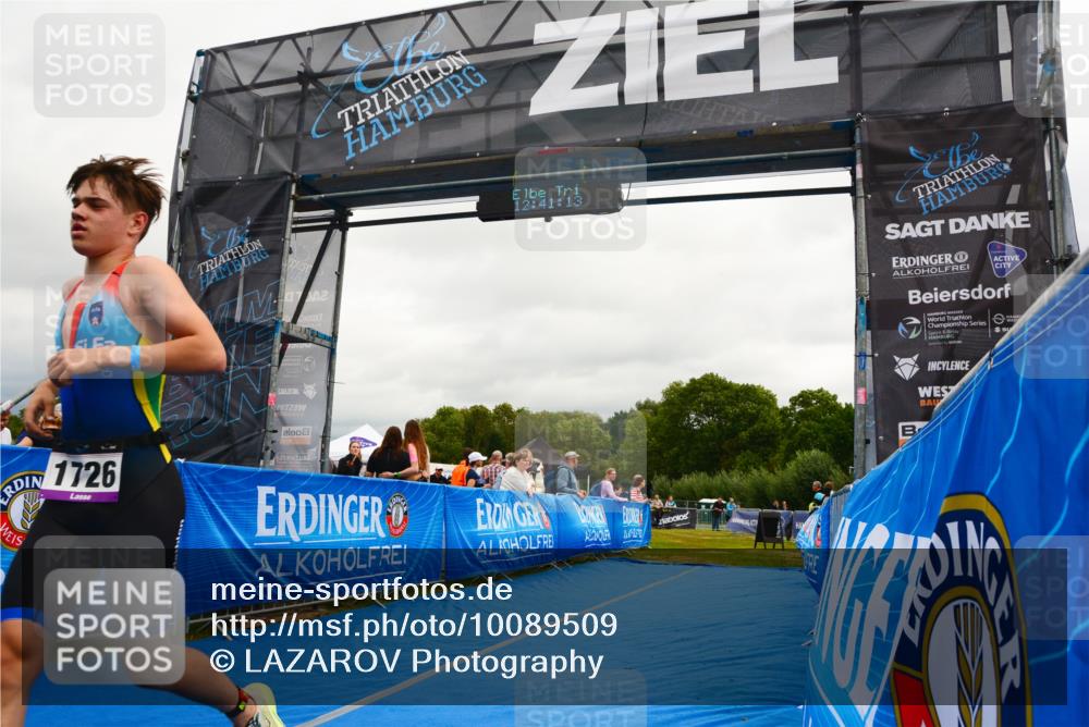 30.08.2026 - Elbe Triathlon Hamburg LAZAROV Photography http://msf.ph/oto/10089509 30.08.2026 12:41:14 Ziel 1726, 1752 meine-sportfotos.de