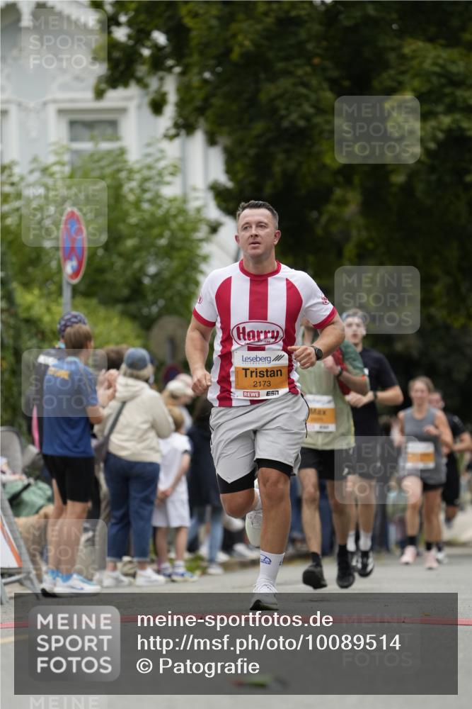 30.08.2026 - Blankeneser Heldenlauf Patografie http://msf.ph/oto/10089514 30.08.2026 11:53:07 Ziel 2173, 2186, 2244, 2433, 2699, 2790, 2902 meine-sportfotos.de