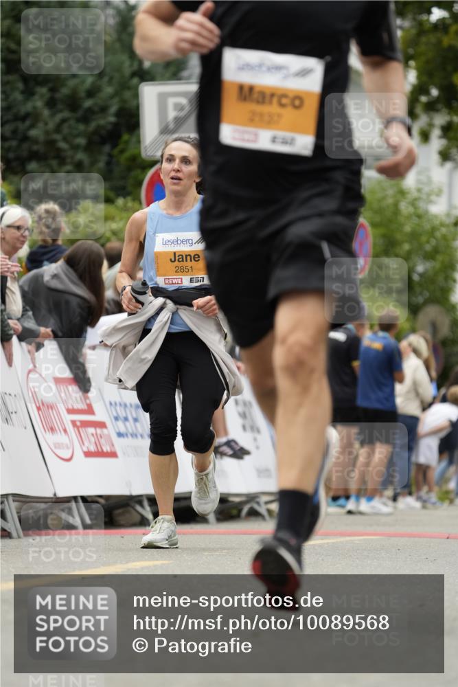 30.08.2026 - Blankeneser Heldenlauf Patografie http://msf.ph/oto/10089568 30.08.2026 11:53:34 Ziel 2137, 2486, 2669, 2851, 2862 meine-sportfotos.de