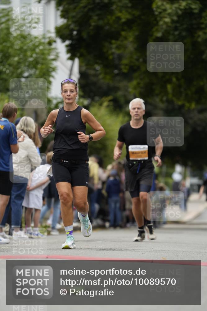 30.08.2026 - Blankeneser Heldenlauf Patografie http://msf.ph/oto/10089570 30.08.2026 11:53:36 Ziel 2137, 2592, 2669, 2851, 2862 meine-sportfotos.de