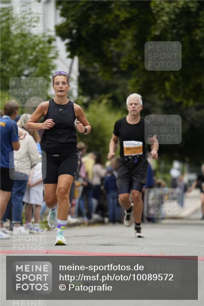30.08.2026 - Blankeneser Heldenlauf Patografie http://msf.ph/oto/10089572 30.08.2026 11:53:36 Ziel 2137, 2592, 2669, 2851, 2862 meine-sportfotos.de