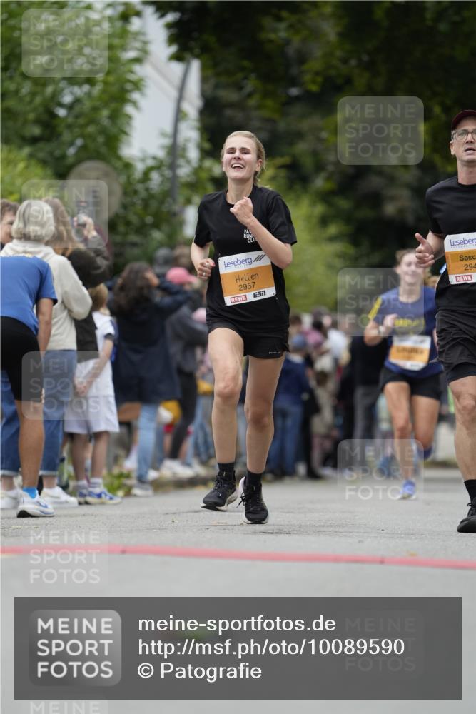 30.08.2026 - Blankeneser Heldenlauf Patografie http://msf.ph/oto/10089590 30.08.2026 11:53:49 Ziel 2942, 2957 meine-sportfotos.de