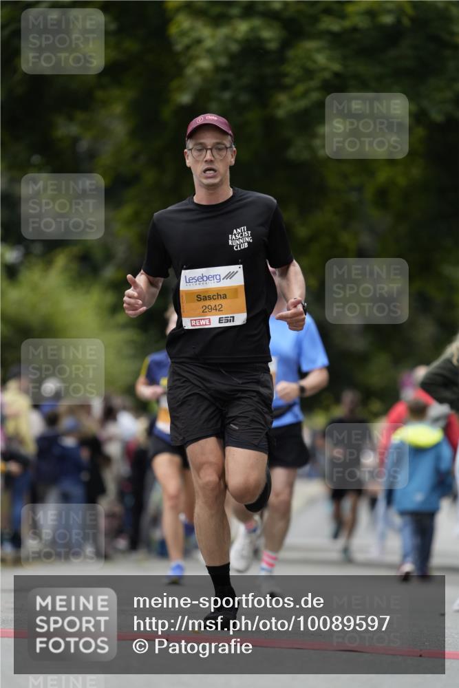 30.08.2026 - Blankeneser Heldenlauf Patografie http://msf.ph/oto/10089597 30.08.2026 11:53:51 Ziel 2303, 2585, 2942, 2957 meine-sportfotos.de
