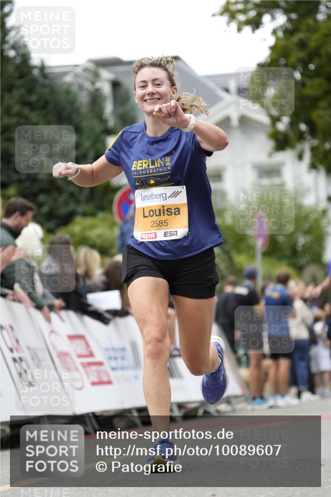 30.08.2026 - Blankeneser Heldenlauf Patografie http://msf.ph/oto/10089607 30.08.2026 11:53:59 Ziel 2247, 2303, 2324, 2585, 2942, 2957 meine-sportfotos.de