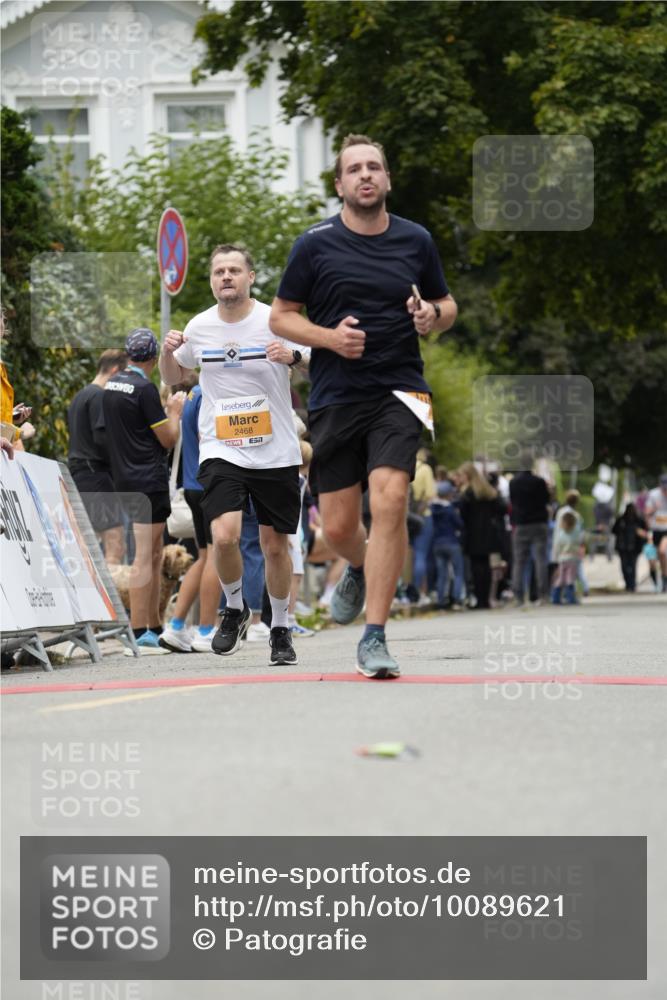 30.08.2026 - Blankeneser Heldenlauf Patografie http://msf.ph/oto/10089621 30.08.2026 11:54:03 Ziel 2247, 2324, 2468, 2585 meine-sportfotos.de