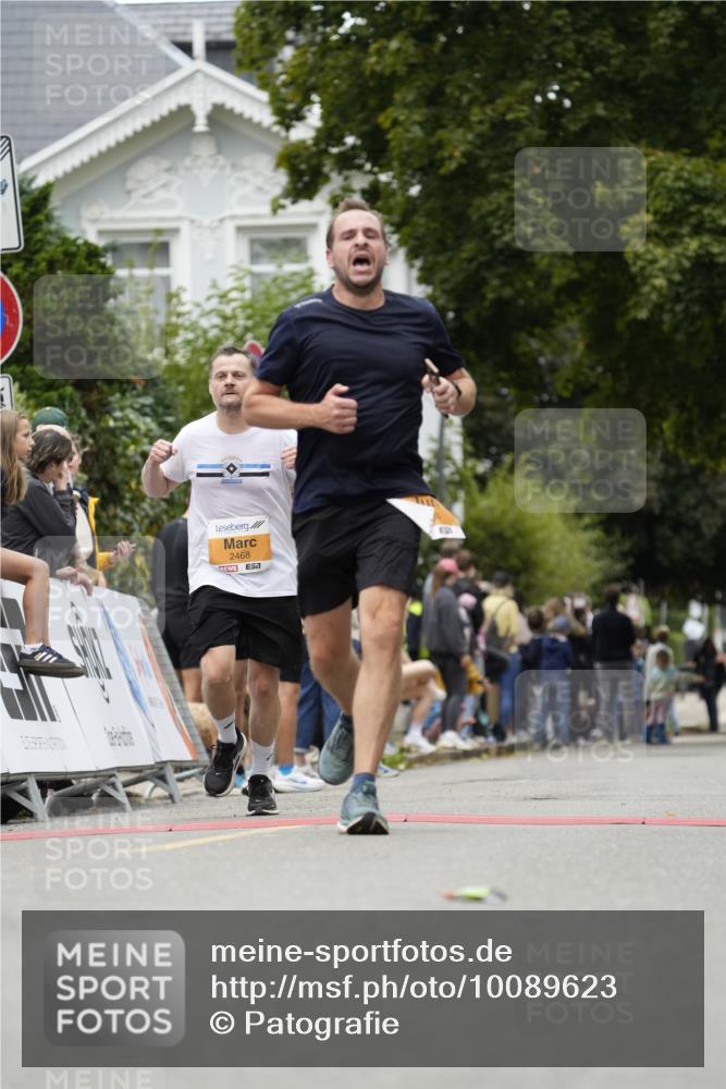 30.08.2026 - Blankeneser Heldenlauf Patografie http://msf.ph/oto/10089623 30.08.2026 11:54:04 Ziel 2247, 2324, 2468 meine-sportfotos.de