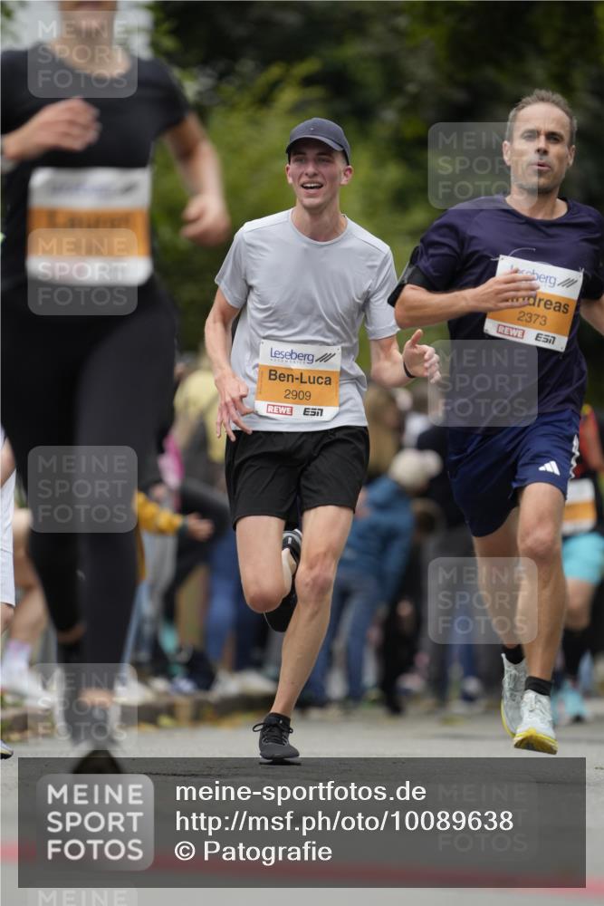 30.08.2026 - Blankeneser Heldenlauf Patografie http://msf.ph/oto/10089638 30.08.2026 11:54:16 Ziel 2327, 2373, 2909 meine-sportfotos.de