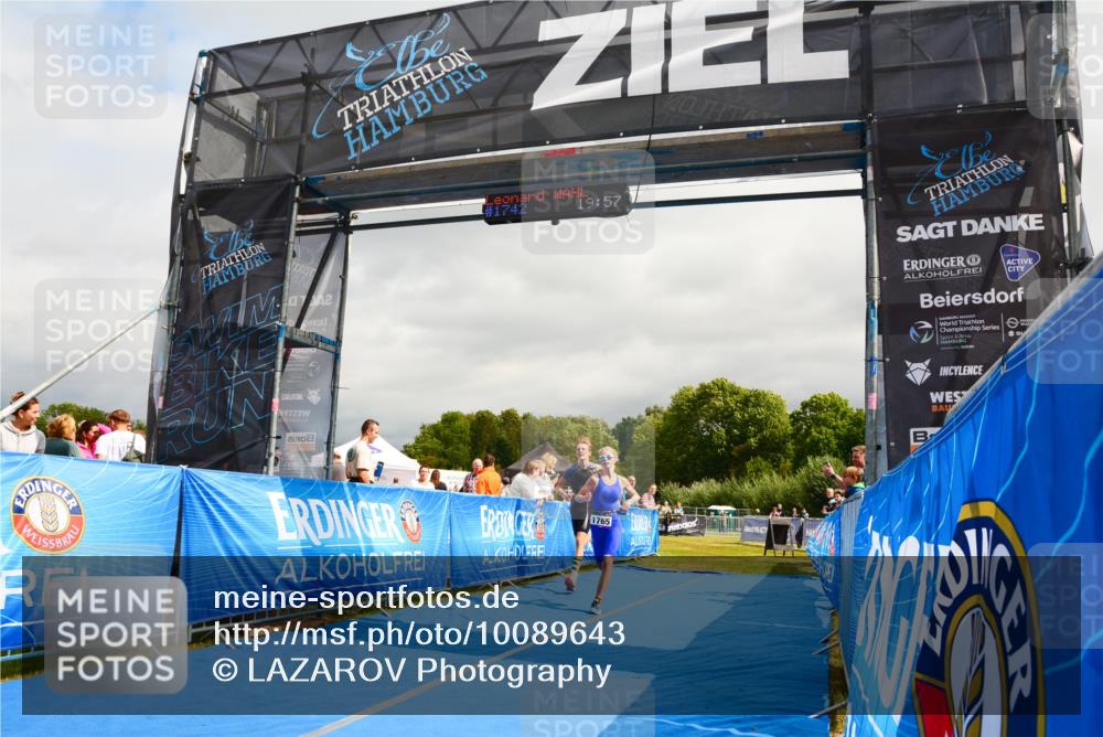 30.08.2026 - Elbe Triathlon Hamburg LAZAROV Photography http://msf.ph/oto/10089643 30.08.2026 12:44:12 Ziel 1747, 1765 meine-sportfotos.de