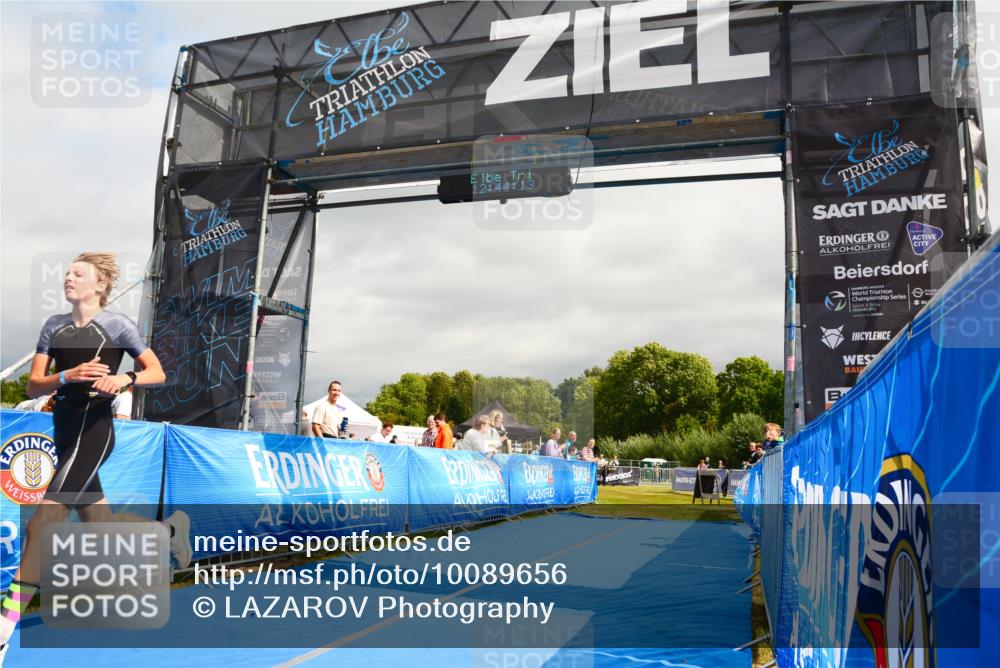 30.08.2026 - Elbe Triathlon Hamburg LAZAROV Photography http://msf.ph/oto/10089656 30.08.2026 12:44:13 Ziel 1747, 1765 meine-sportfotos.de