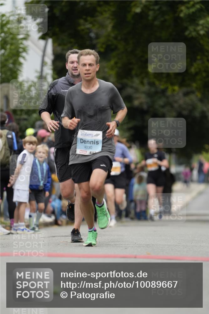 30.08.2026 - Blankeneser Heldenlauf Patografie http://msf.ph/oto/10089667 30.08.2026 11:54:32 Ziel 2315, 2701, 4030 meine-sportfotos.de