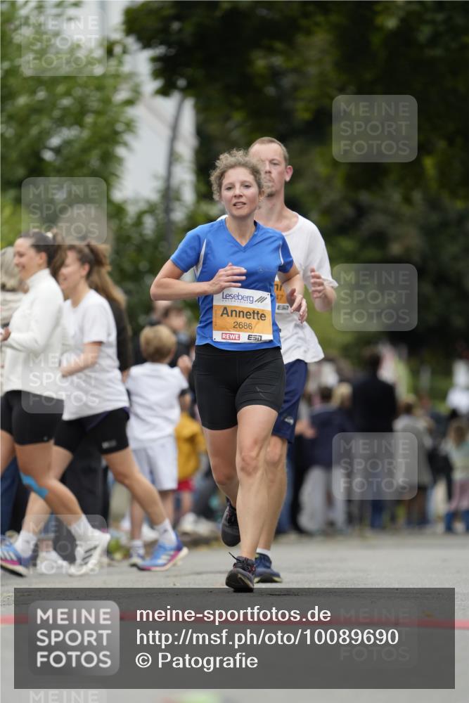 30.08.2026 - Blankeneser Heldenlauf Patografie http://msf.ph/oto/10089690 30.08.2026 11:54:54 Ziel 2447, 2686 meine-sportfotos.de