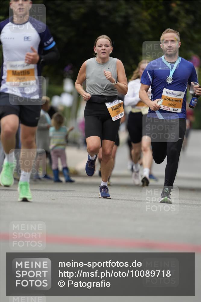 30.08.2026 - Blankeneser Heldenlauf Patografie http://msf.ph/oto/10089718 30.08.2026 11:55:10 Ziel 2864, 2887 meine-sportfotos.de