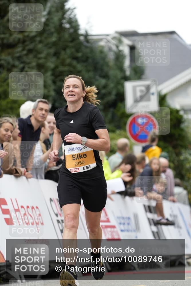 30.08.2026 - Blankeneser Heldenlauf Patografie http://msf.ph/oto/10089746 30.08.2026 11:55:26 Ziel 2350, 2401 meine-sportfotos.de